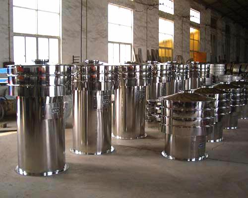 TS系列振動(dòng)篩分過(guò)濾機(jī) TS系列振動(dòng)篩分過(guò)濾機(jī)